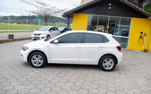 imagem-https://www.socarrao.com.br/sc-vehicle-images-prod/3847490/1789495823975-8032fdeb8ccc446a907edec5bdfc3dc2_1789495067250.jpg