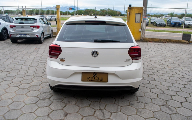 imagem-https://www.socarrao.com.br/sc-vehicle-images-prod/3847490/1789495823975-a12fcfa865224b70a9eb586196af21b5_1789495067253.jpg