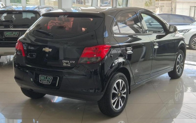 imagem-https://www.socarrao.com.br/sc-vehicle-images-prod/3847494/1789495907993-8473814_3_B_f42a6898a8.jpeg