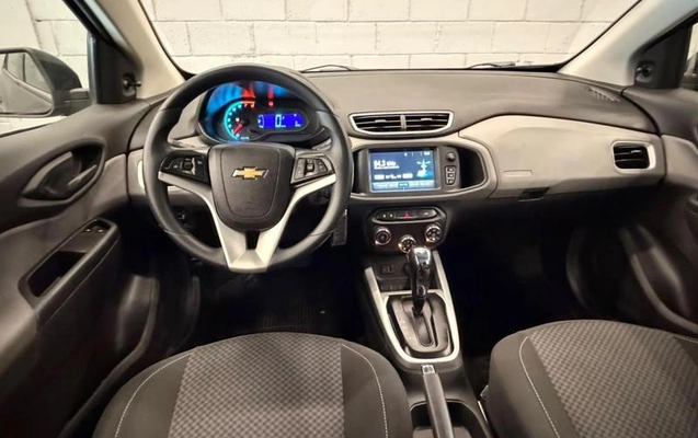 imagem-https://www.socarrao.com.br/sc-vehicle-images-prod/3847630/1789496231453-8477590_13_B_ab048637bf.jpeg