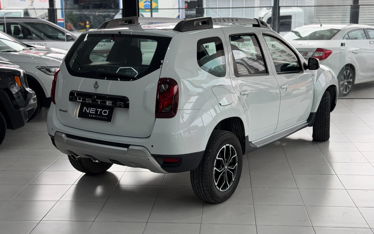imagem-https://www.socarrao.com.br/sc-vehicle-images-prod/3847764/1789496388591-SU1HXzc5ODMuanBn.jpg