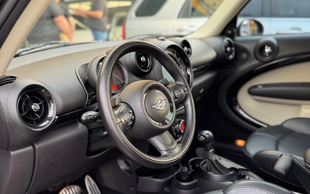 imagem-https://www.socarrao.com.br/sc-vehicle-images-prod/3847853/1789496535413-7cc3ff21101940d8a35893dfb54be004_1789490581923.jpg