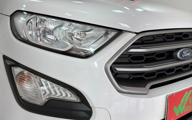 imagem-https://www.socarrao.com.br/sc-vehicle-images-prod/3847903/1789496720303-99c1cab4-41d4-40b9-9aba-df4e51ac6ae2.jpg