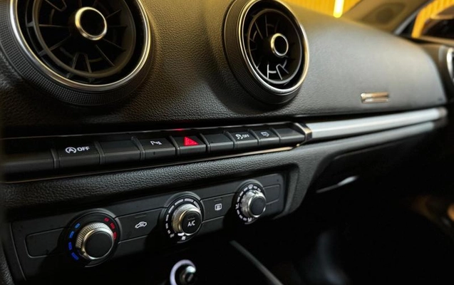 imagem-https://www.socarrao.com.br/sc-vehicle-images-prod/3847905/1789496770675-8418587_17_B_0e2e21744d.jpeg
