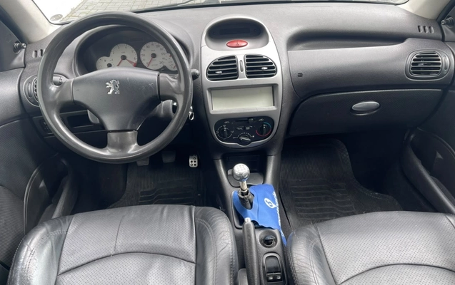imagem-https://www.socarrao.com.br/sc-vehicle-images-prod/3847906/1789496832460-V2hhdHNBcHAgSW1hZ2UgMjAyNi0wOS0xNSBhdCAxMy4zNy4yOSAoMSkuanBlZw.jpeg