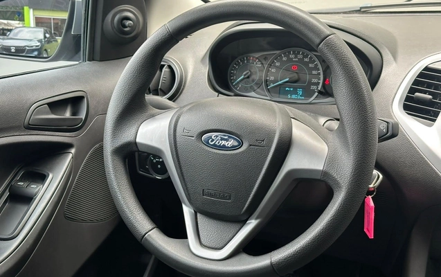 imagem-https://www.socarrao.com.br/sc-vehicle-images-prod/3847920/1789496902243-1fabbcdb8edf46fdbd22a9dbdb31444c_1789495943420.jpg