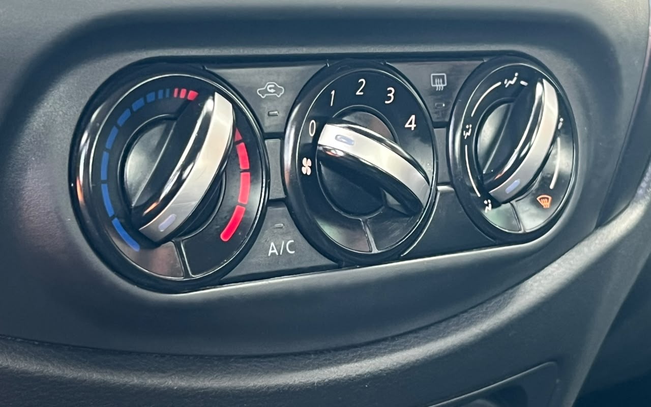 imagem-https://www.socarrao.com.br/sc-vehicle-images-prod/3847923/1789497008042-V2hhdHNBcHAgSW1hZ2UgMjAyNi0wOS0wOCBhdCAxNS41Ni4wNCAoNSkuanBlZw.jpeg