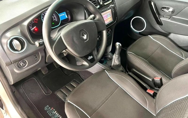 imagem-https://www.socarrao.com.br/sc-vehicle-images-prod/3847934/1789497116891-8285482_8_B_e744d21bf1.jpeg