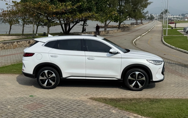 imagem-https://www.socarrao.com.br/sc-vehicle-images-prod/3848129/1789497305682-SU1HXzE5NTggKDEpLmpwZw.jpg