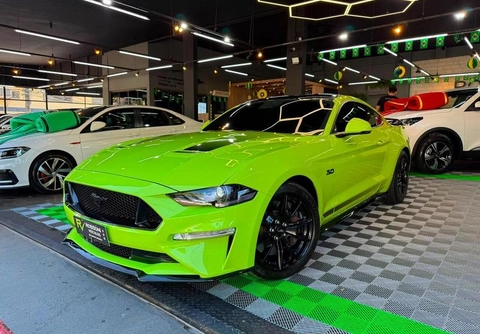 Ford Mustang Black Shadow 5.0 V8 2020 Verde — foto 1 de 3