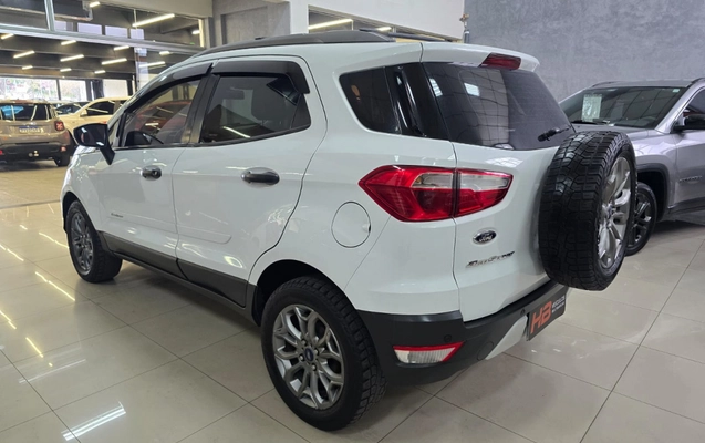 imagem-https://www.socarrao.com.br/sc-vehicle-images-prod/3848283/1789497494744-PZ2EC0Avh6RxibGWJuHXWZ49YgYSGQGQ.jpg