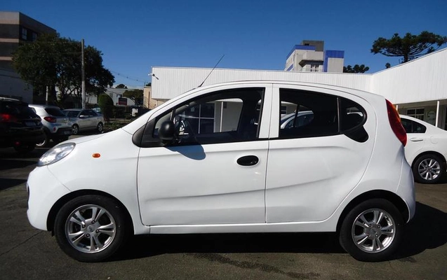 imagem-https://www.socarrao.com.br/sc-vehicle-images-prod/3848379/1789498019363-7940039_2_B_8b118d44bf.jpeg
