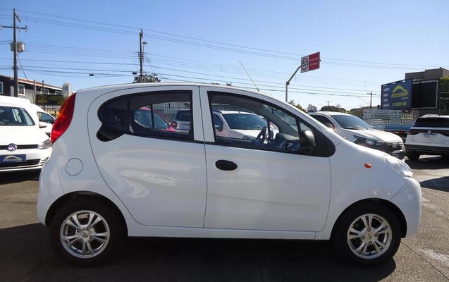 imagem-https://www.socarrao.com.br/sc-vehicle-images-prod/3848379/1789498019370-7940039_6_B_fc133f4874.jpeg