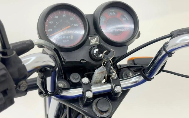 imagem-https://www.socarrao.com.br/sc-vehicle-images-prod/3848390/1792535815647-7616578_6_B_ea1fdf236b.jpeg