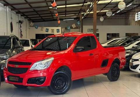Chevrolet Montana 2013 Vermelho — foto 1 de 3