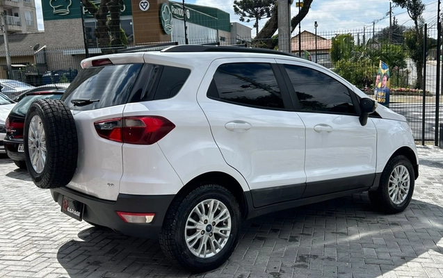 imagem-https://www.socarrao.com.br/sc-vehicle-images-prod/3848847/1789498357081-12_035201.jpg