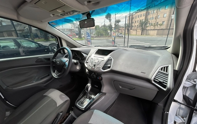 imagem-https://www.socarrao.com.br/sc-vehicle-images-prod/3848847/1789498357082-12_035200.jpg