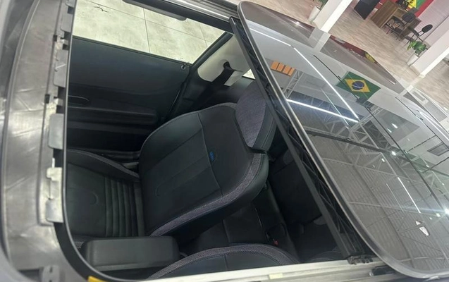 imagem-https://www.socarrao.com.br/sc-vehicle-images-prod/3849064/1789499504363-8468093_8_B_167751942b.jpeg