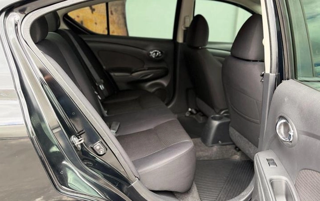 imagem-https://www.socarrao.com.br/sc-vehicle-images-prod/3849157/1789672889901-8475916_4_B_d90e6918d7.jpeg