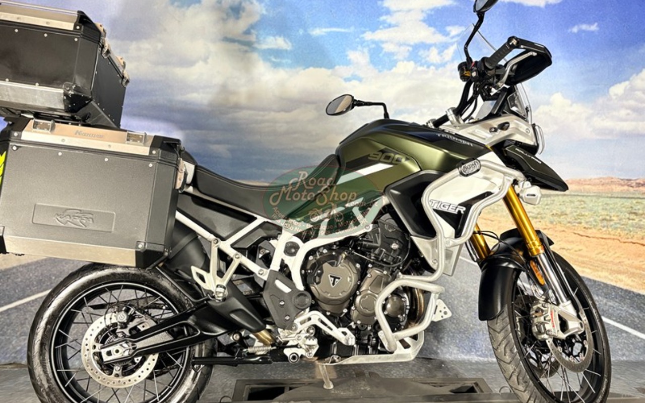 TRIUMPH TIGER 900 RALLY PRO 2021 Verde — foto 1 de 3