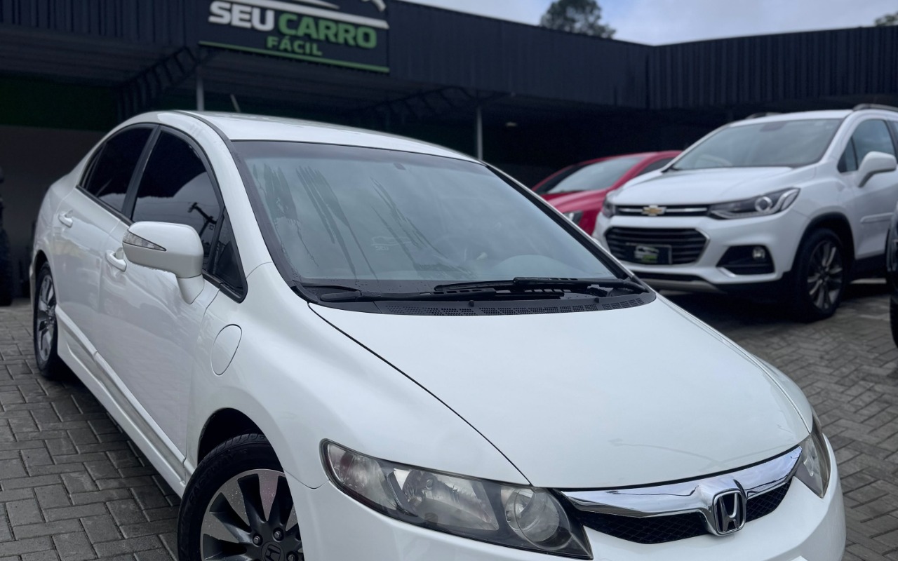 Honda Civic 2010 Branco — foto 1 de 3