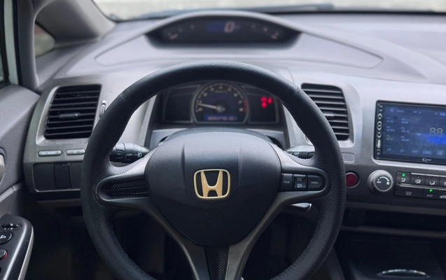 imagem-https://www.socarrao.com.br/sc-vehicle-images-prod/3849256/1789499155746-SU1HLTIwMjYwOTE1LVdBMDAzNC5qcGc.jpg