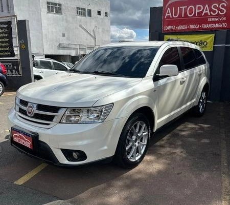 imagem-https://www.socarrao.com.br/sc-vehicle-images-prod/3849273/1789499204517-8479585_15_B_3fb5d9cdca.jpeg