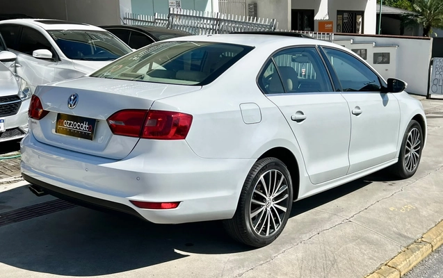 imagem-https://www.socarrao.com.br/sc-vehicle-images-prod/3849277/1789499207090-003_563b63342702c29c2113b7b3c29fb602.jpeg