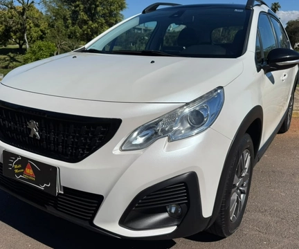 Peugeot 2008 2020 Branco — foto 1 de 3