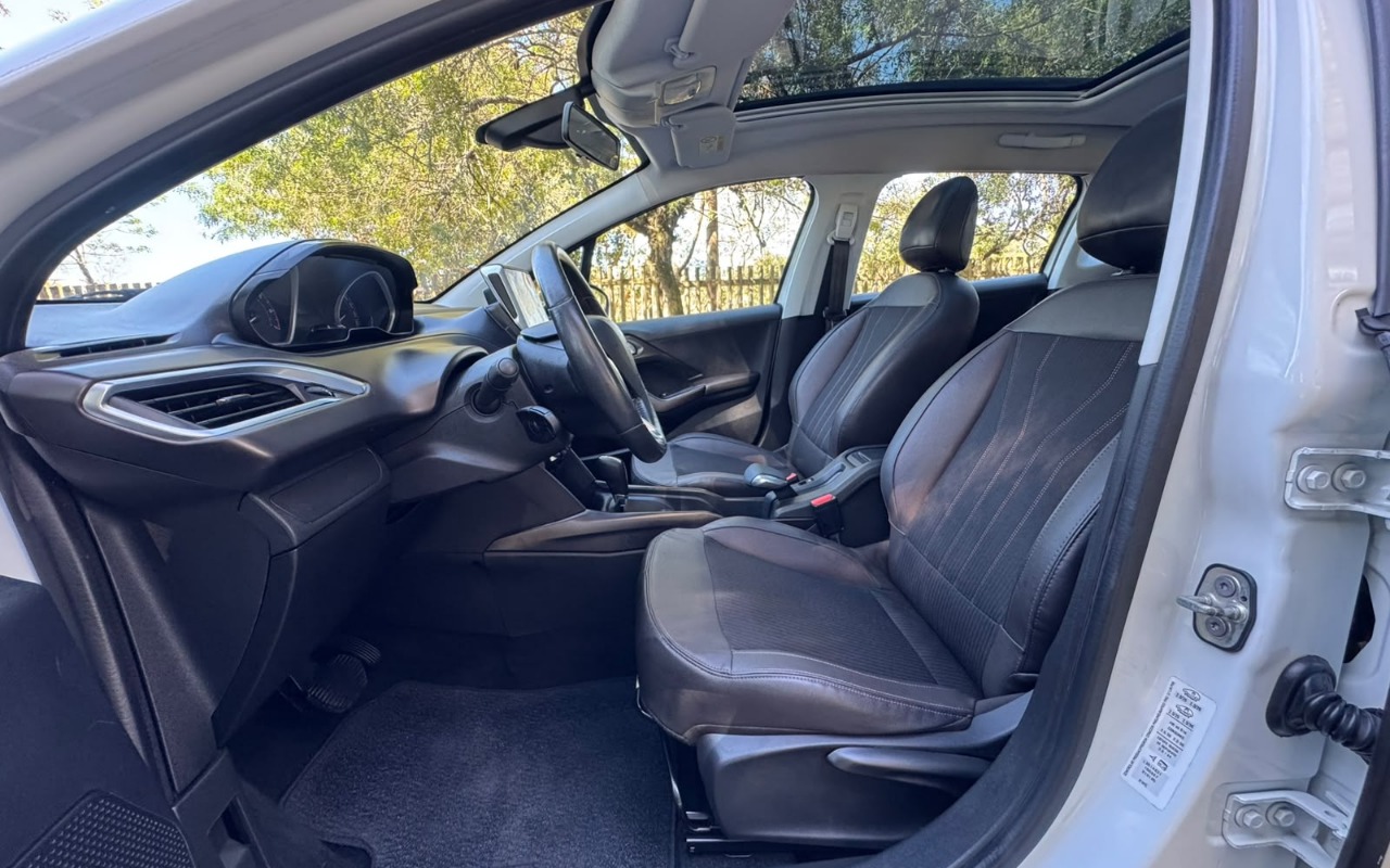 imagem-https://www.socarrao.com.br/sc-vehicle-images-prod/3849377/1789499739742-V2hhdHNBcHAgSW1hZ2UgMjAyNi0wOS0xNSBhdCAxNS4xNy41Ny5qcGVn.jpeg