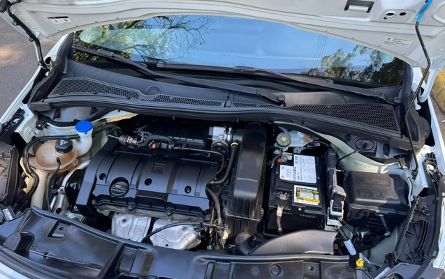 imagem-https://www.socarrao.com.br/sc-vehicle-images-prod/3849377/1789499739857-V2hhdHNBcHAgSW1hZ2UgMjAyNi0wOS0xNSBhdCAxNS4wNy40NC5qcGVn.jpeg