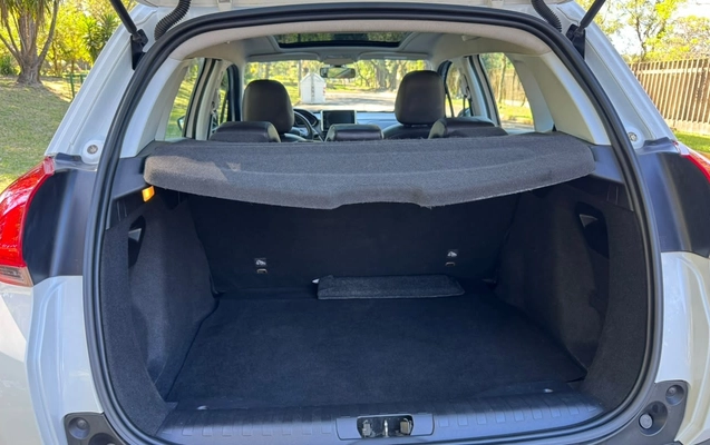 imagem-https://www.socarrao.com.br/sc-vehicle-images-prod/3849377/1789499740574-V2hhdHNBcHAgSW1hZ2UgMjAyNi0wOS0xNSBhdCAxNS4wNy40MyAoMykuanBlZw.jpeg