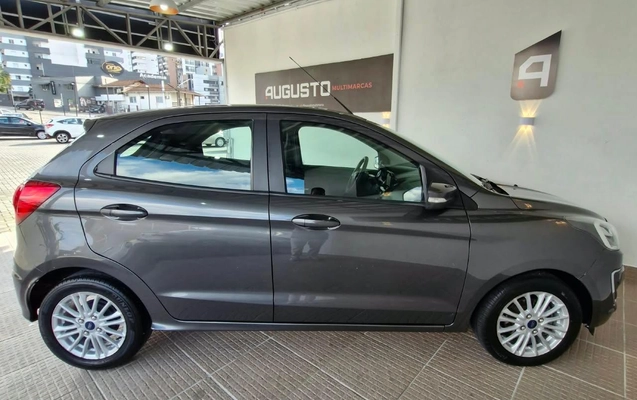 imagem-https://www.socarrao.com.br/sc-vehicle-images-prod/3849402/1789499490531-8b1ba5b9d878481088a9884405bb2f67_1789499385471.jpg