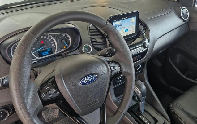 imagem-https://www.socarrao.com.br/sc-vehicle-images-prod/3849402/1789499490533-81af16a298744262827f97465c0d7320_1789499385485.jpg