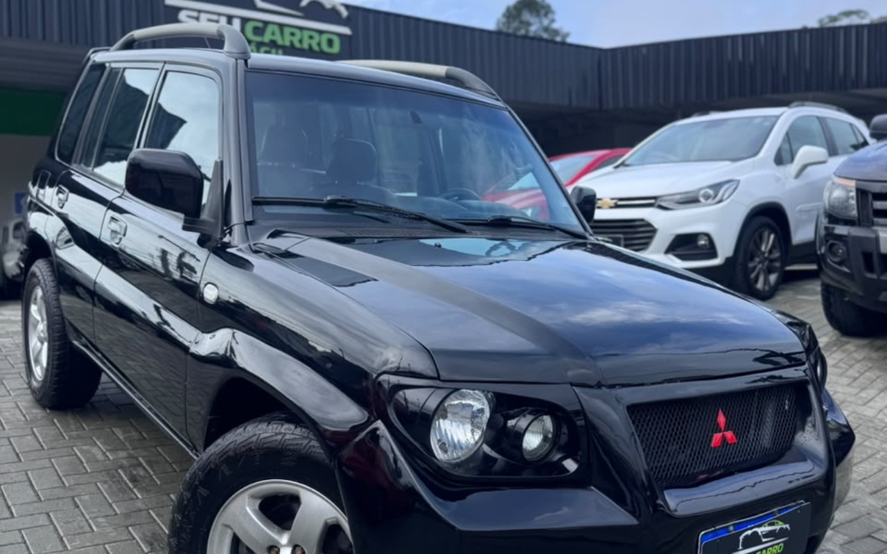 Mitsubishi Pajero TR4 2008 Preto — foto 1 de 3