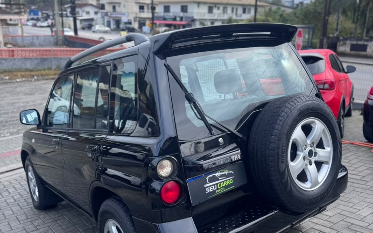imagem-https://www.socarrao.com.br/sc-vehicle-images-prod/3849406/1789499494623-SU1HLTIwMjYwOTE1LVdBMDA1My5qcGc.jpg