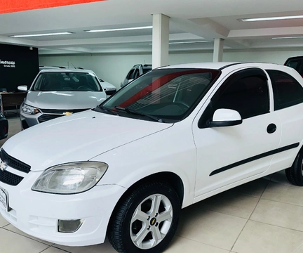 Chevrolet Celta 2013 Branco — foto 1 de 3