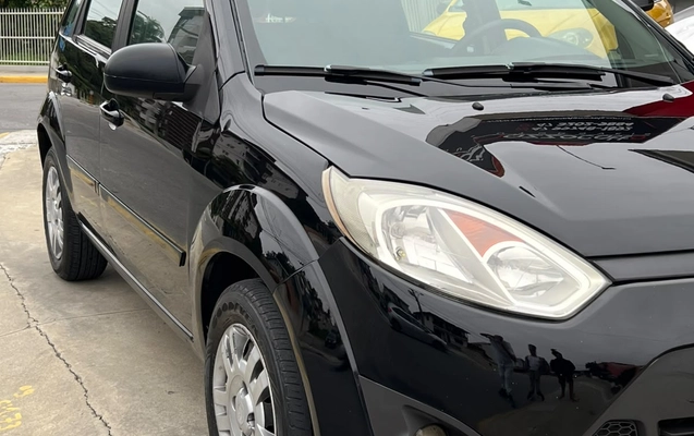imagem-https://www.socarrao.com.br/sc-vehicle-images-prod/3849559/1789499875635-003_967f3376d14c60bea7b3b2b06cc416e5.jpeg