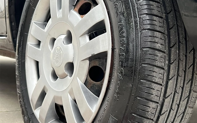 imagem-https://www.socarrao.com.br/sc-vehicle-images-prod/3849559/1789499875652-003_3102a16cbabf01d914cf320b65dfc2ff.jpeg
