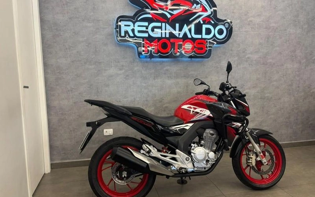 imagem-https://www.socarrao.com.br/sc-vehicle-images-prod/3849567/1789500151958-8460091_0_B_6a9ec104dc.jpeg