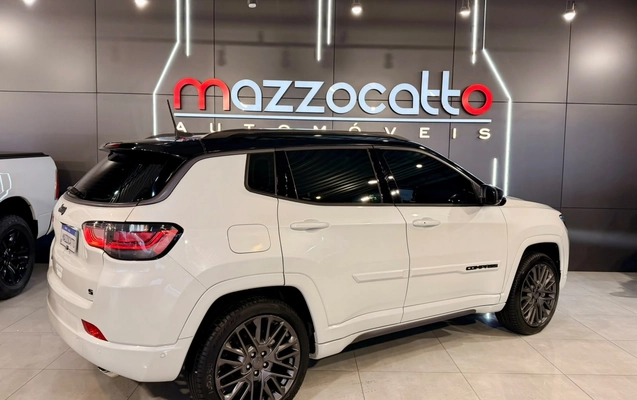 imagem-https://www.socarrao.com.br/sc-vehicle-images-prod/3849569/1789646072683-003_f446df022e67f3f7d09aa157e2010914.jpeg