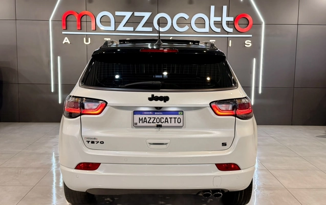 imagem-https://www.socarrao.com.br/sc-vehicle-images-prod/3849569/1789646072686-003_0f13b4199e817a9d03313f5be79b5777.jpeg
