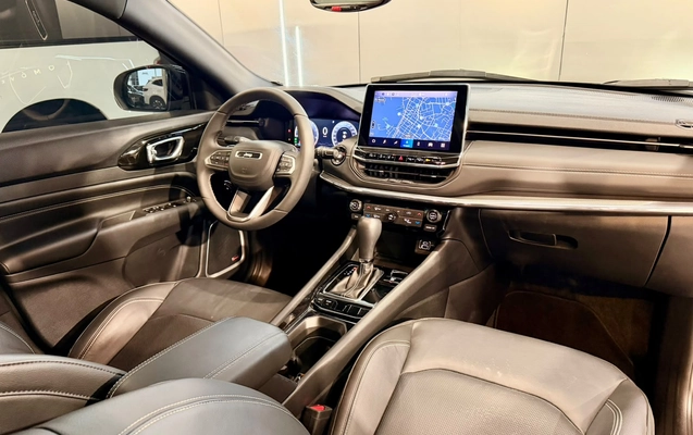 imagem-https://www.socarrao.com.br/sc-vehicle-images-prod/3849569/1789646072688-003_69108c3df7082ba3af8d3c30907dbdf4.jpeg