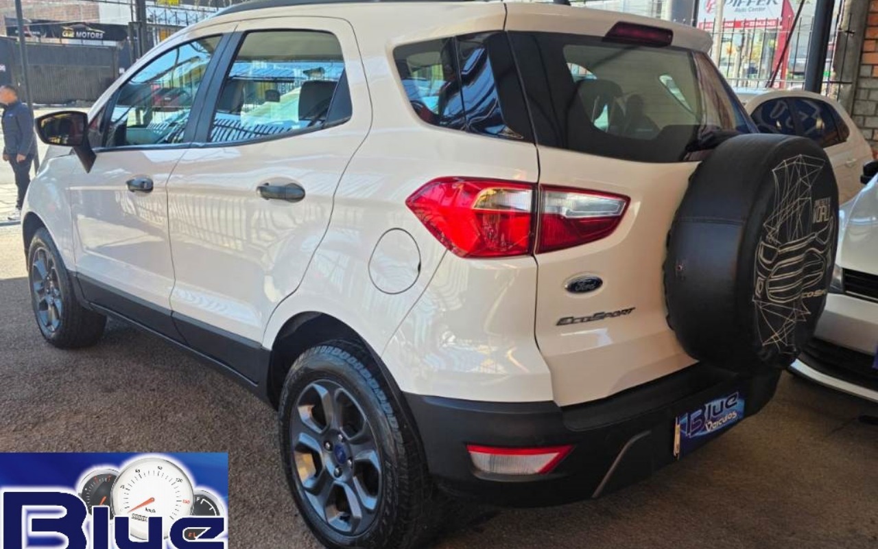imagem-https://www.socarrao.com.br/sc-vehicle-images-prod/3849572/1789500027210-dm40LmpwZWc.jpeg