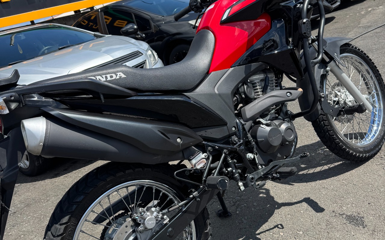 imagem-https://www.socarrao.com.br/sc-vehicle-images-prod/3849597/1789500067522-SU1HXzg5OTcuanBlZw.jpeg