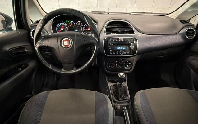 imagem-https://www.socarrao.com.br/sc-vehicle-images-prod/3849677/1789500165097-8299493_10_B_422b648025.jpeg
