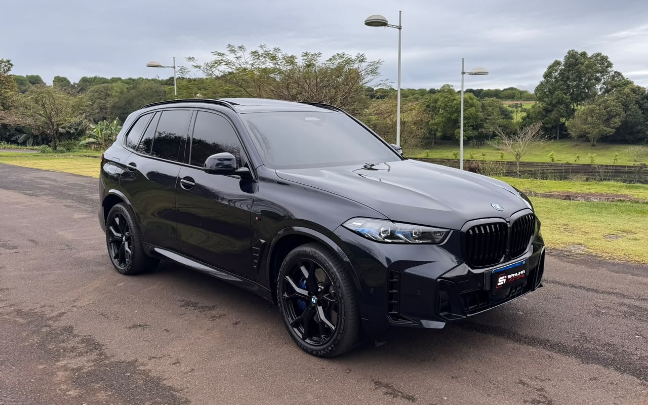 BMW X5 2026 Preto — foto 1 de 3