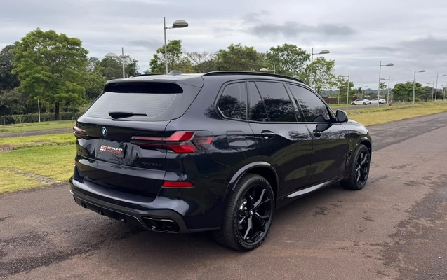 imagem-https://www.socarrao.com.br/sc-vehicle-images-prod/3849765/1789500266663-V2hhdHNBcHAgSW1hZ2UgMjAyNi0wOS0xNSBhdCAxNS4zMy4zOCAoMikuanBlZw.jpeg