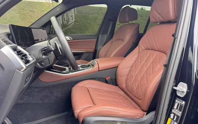 imagem-https://www.socarrao.com.br/sc-vehicle-images-prod/3849765/1789500267132-V2hhdHNBcHAgSW1hZ2UgMjAyNi0wOS0xNSBhdCAxNS4zMy40MCAoMSkuanBlZw.jpeg