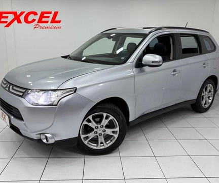 Mitsubishi OUTLANDER 2.0 16V 160cv Aut. 2014 Prata — foto 1 de 3